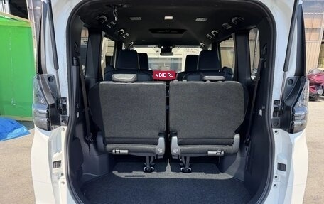 Toyota Voxy, 2025 год, 3 876 000 рублей, 13 фотография