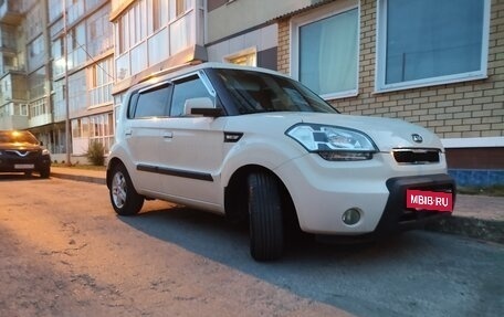 KIA Soul I рестайлинг, 2010 год, 850 000 рублей, 3 фотография