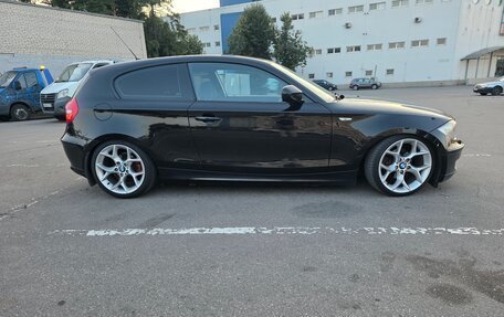 BMW 1 серия, 2011 год, 850 000 рублей, 4 фотография