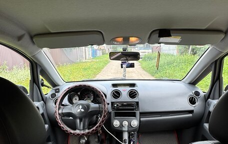 Mitsubishi Colt VI рестайлинг, 2007 год, 250 000 рублей, 10 фотография