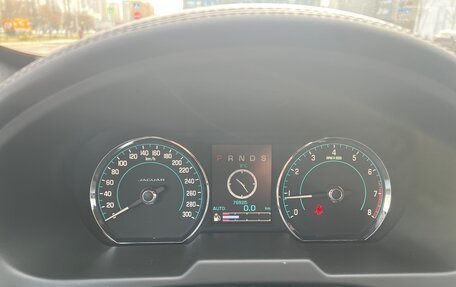 Jaguar XF I рестайлинг, 2014 год, 2 000 000 рублей, 9 фотография