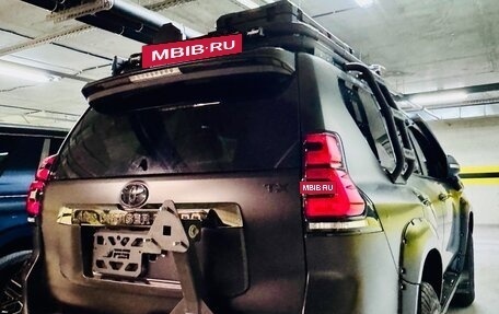 Toyota Land Cruiser Prado 150 рестайлинг 2, 2021 год, 7 460 000 рублей, 2 фотография