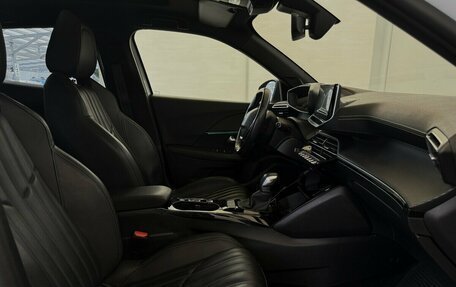 Peugeot 2008 II, 2021 год, 1 860 000 рублей, 14 фотография