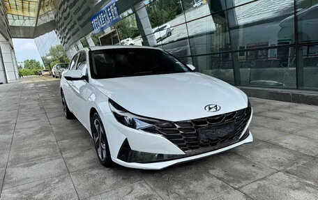 Hyundai Elantra, 2022 год, 1 250 000 рублей, 3 фотография