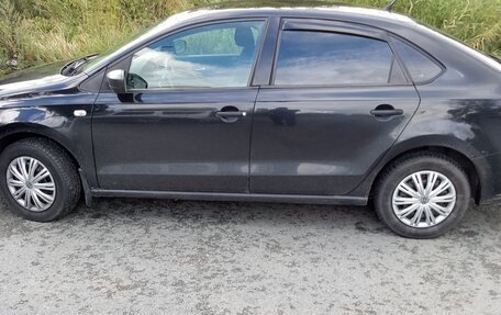 Volkswagen Polo VI (EU Market), 2013 год, 700 000 рублей, 2 фотография