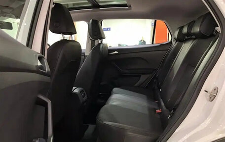 Volkswagen T-Cross I, 2023 год, 1 280 000 рублей, 7 фотография