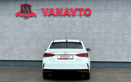 Hyundai Solaris II рестайлинг, 2021 год, 1 370 000 рублей, 6 фотография