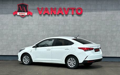 Hyundai Solaris II рестайлинг, 2021 год, 1 370 000 рублей, 7 фотография
