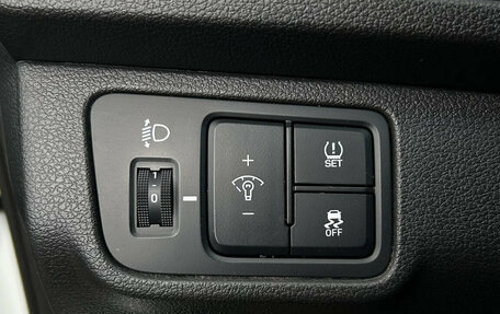 Hyundai Solaris II рестайлинг, 2021 год, 1 370 000 рублей, 24 фотография