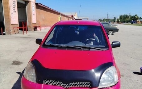 Toyota Yaris I рестайлинг, 2002 год, 380 000 рублей, 1 фотография