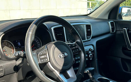 KIA Sportage IV рестайлинг, 2021 год, 2 760 000 рублей, 9 фотография