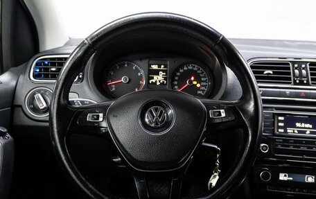 Volkswagen Polo VI (EU Market), 2018 год, 1 390 000 рублей, 17 фотография