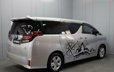 Toyota Alphard III, 2017 год, 4 200 000 рублей, 2 фотография