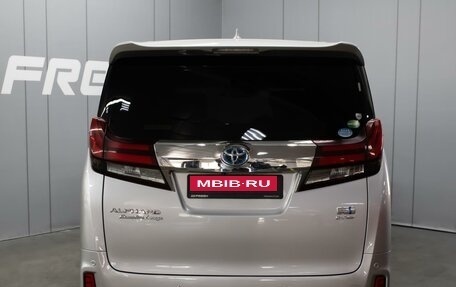 Toyota Alphard III, 2017 год, 4 200 000 рублей, 4 фотография