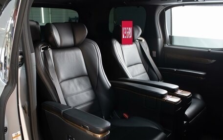 Toyota Alphard III, 2017 год, 4 200 000 рублей, 7 фотография