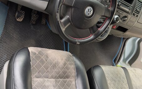 Volkswagen Transporter T5 рестайлинг, 2009 год, 890 000 рублей, 10 фотография