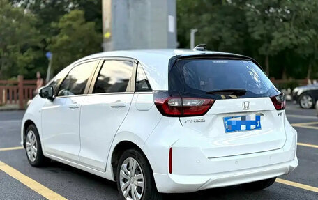 Honda Fit, 2023 год, 960 000 рублей, 5 фотография