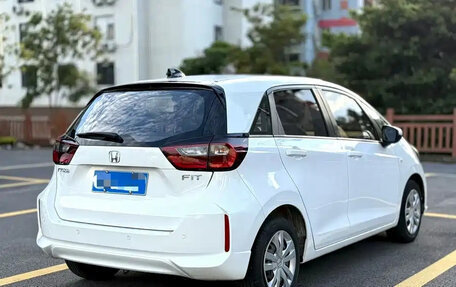 Honda Fit, 2023 год, 960 000 рублей, 4 фотография