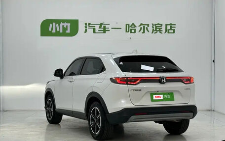 Honda Vezel, 2023 год, 1 690 000 рублей, 5 фотография
