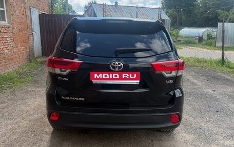 Toyota Highlander III, 2014 год, 3 850 000 рублей, 5 фотография