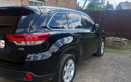 Toyota Highlander III, 2014 год, 3 850 000 рублей, 6 фотография