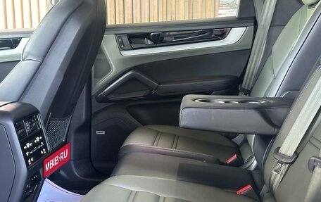 Porsche Cayenne III, 2023 год, 12 910 000 рублей, 18 фотография