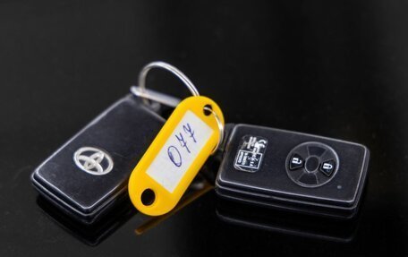 Toyota RAV4, 2012 год, 1 558 000 рублей, 38 фотография
