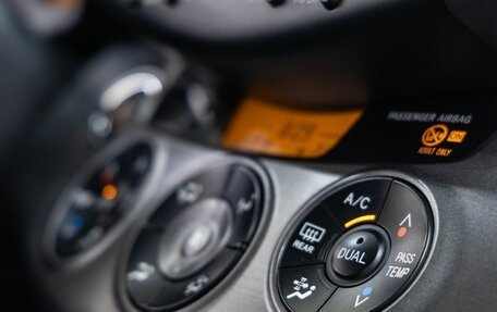 Toyota RAV4, 2012 год, 1 558 000 рублей, 31 фотография