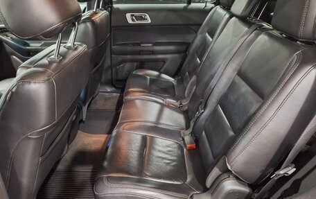 Ford Explorer VI, 2012 год, 1 150 000 рублей, 12 фотография