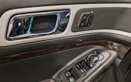 Ford Explorer VI, 2012 год, 1 150 000 рублей, 18 фотография
