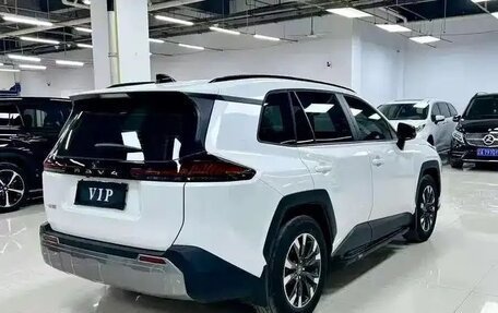Toyota RAV4, 2026 год, 4 000 000 рублей, 4 фотография