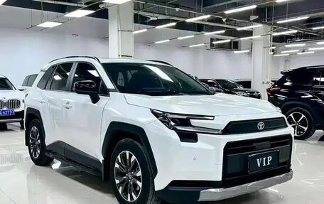 Toyota RAV4, 2026 год, 4 000 000 рублей, 3 фотография