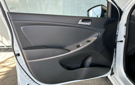 Hyundai Solaris II рестайлинг, 2014 год, 1 070 000 рублей, 18 фотография