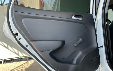 Hyundai Solaris II рестайлинг, 2014 год, 1 070 000 рублей, 19 фотография