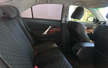 Toyota Camry, 2010 год, 1 240 000 рублей, 10 фотография