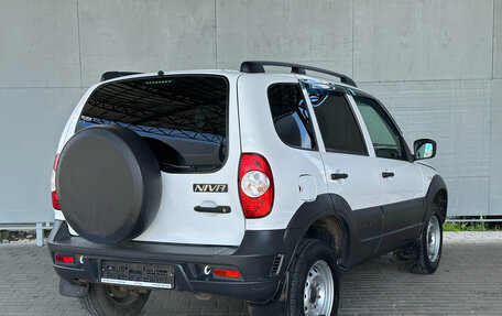 Chevrolet Niva I рестайлинг, 2019 год, 849 000 рублей, 7 фотография