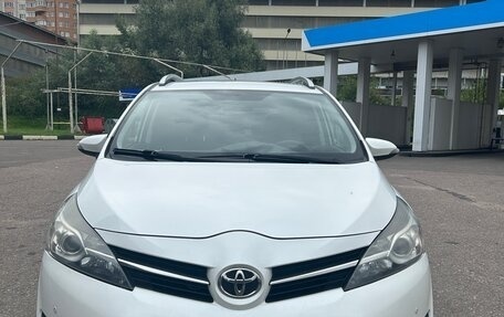 Toyota Verso I, 2014 год, 1 200 000 рублей, 3 фотография