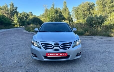 Toyota Camry, 2009 год, 1 300 000 рублей, 2 фотография