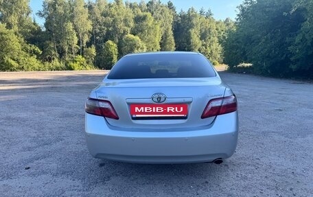 Toyota Camry, 2009 год, 1 300 000 рублей, 4 фотография