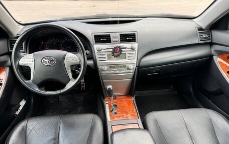 Toyota Camry, 2009 год, 1 300 000 рублей, 9 фотография