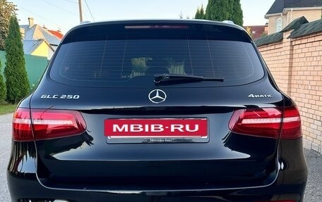 Mercedes-Benz GLC, 2017 год, 2 700 000 рублей, 5 фотография