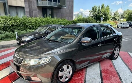 KIA Cerato III, 2010 год, 680 000 рублей, 11 фотография