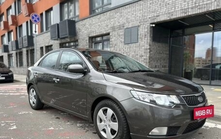 KIA Cerato III, 2010 год, 680 000 рублей, 2 фотография