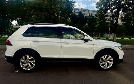Volkswagen Tiguan II, 2021 год, 2 890 000 рублей, 9 фотография