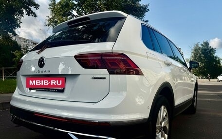 Volkswagen Tiguan II, 2021 год, 2 890 000 рублей, 10 фотография