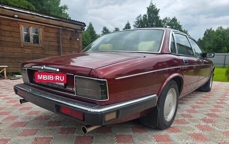 Jaguar XJ III (X350), 1994 год, 2 000 000 рублей, 3 фотография
