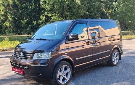 Volkswagen Multivan T5, 2009 год, 2 800 000 рублей, 1 фотография
