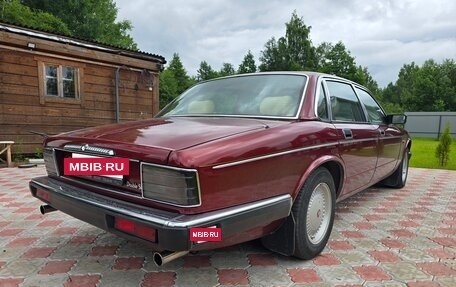 Jaguar XJ III (X350), 1994 год, 2 000 000 рублей, 12 фотография