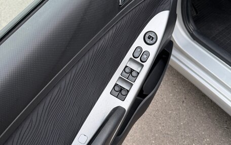 Hyundai Solaris II рестайлинг, 2012 год, 890 000 рублей, 10 фотография