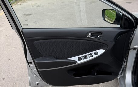 Hyundai Solaris II рестайлинг, 2012 год, 890 000 рублей, 9 фотография